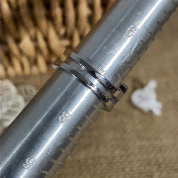 Sz 6 or 7 Simulated Diamond Princess Cut Set - Picture 7 of 7